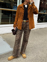 Load image into Gallery viewer, Leopard Lucia Scallop Detail Jeans