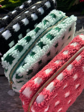 Load image into Gallery viewer, Carrie Sherpa Pouch | Mint