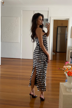 Load image into Gallery viewer, LACANZA MIDI DRESS - BLACK