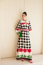 Load image into Gallery viewer, Rose Petals Maxi