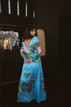 Load image into Gallery viewer, SANTORINI MAXI FLORAL