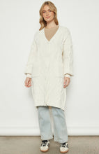 Load image into Gallery viewer, Cream Chunky Cable Knit Cardi