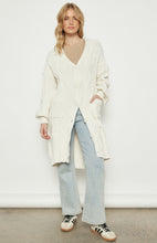 Load image into Gallery viewer, Cream Chunky Cable Knit Cardi