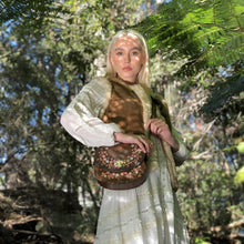 Load image into Gallery viewer, Vintage Daisy - Mini Hobo Vintage Brown