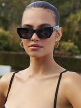 Load image into Gallery viewer, Bec + Bridge x Pared Petite Amour - Black