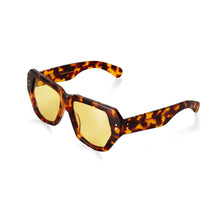 Load image into Gallery viewer, BIG MAMMA IN DARK TORTOISE & YELLOW