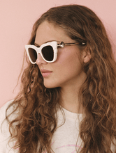 Load image into Gallery viewer, Spell x Pared - Marilyn Ivory / Gold