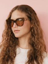 Load image into Gallery viewer, Spell x Pared - Marilyn Havana / Gold