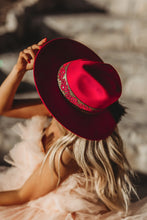 Load image into Gallery viewer, Fedora suede “Audrey” in cherry color/ large brim/ special edition