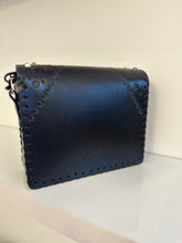 Load image into Gallery viewer, Chevron - Shoulder Bag Black