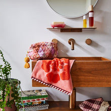 Load image into Gallery viewer, VIOLA BEAUTY BAG