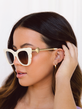 Load image into Gallery viewer, Spell x Pared - Marilyn Ivory / Gold