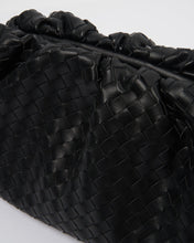 Load image into Gallery viewer, Izoa Vincenza Woven Bag Black
