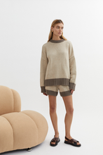Load image into Gallery viewer, Chambord Knit in Oatmeal
