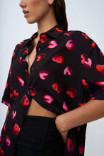 Load image into Gallery viewer, BUBBLE HEART SHIRT - BLACK RED PINK
