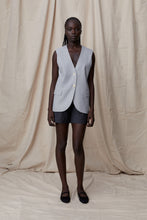 Load image into Gallery viewer, Florentina Vest in Grey
