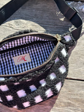 Load image into Gallery viewer, Belt Bag | Black + White
