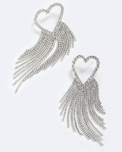 Load image into Gallery viewer, SPARKLING HEART EARRINGS IN SILVER
