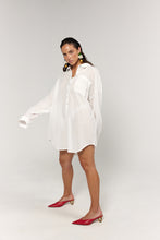 Load image into Gallery viewer, La Bohème Girls Clyde Shirt Blossom Embroidery White
