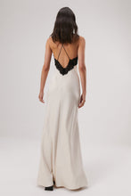 Load image into Gallery viewer, EANNA MAXI DRESS
