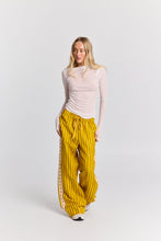 Load image into Gallery viewer, Golden Gaytime Straight Leg Linen Pant
