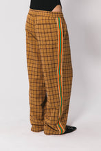 Load image into Gallery viewer, Check Baggy Vacay Pants
