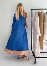 Load image into Gallery viewer, Molten Dress in Ocean Blue/Apricot Linen
