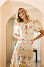 Load image into Gallery viewer, Milan Pink Arrows Maxi
