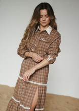 Load image into Gallery viewer, Homestead Check Boyfriend Button Up

