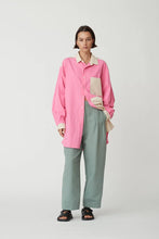 Load image into Gallery viewer, Pascal Shirt in Fuchsia/Cream
