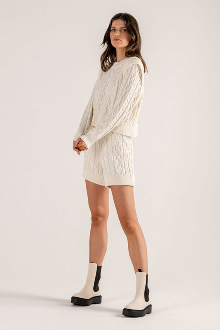 KINSLEY CABLE KNIT JUMPER - PEARL