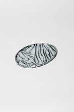 Load image into Gallery viewer, OVAL TRAY ZEBRA
