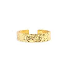Load image into Gallery viewer, EROS GOLD TEXTURED RING - MEDIUM
