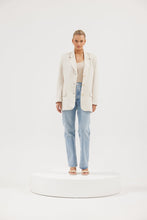 Load image into Gallery viewer, Ava Linen Blazer in Oyster
