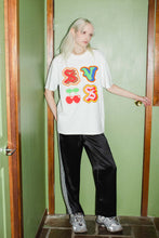 Load image into Gallery viewer, Jackpot Tee. Vintage white.
