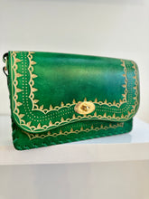 Load image into Gallery viewer, Fergie - Shoulder Bag Emerald
